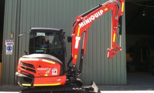  Kubota 4 ton Mini excavator for hire 1