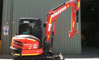  Kubota 4 ton Mini excavator for hire 1