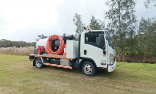 1000L Vac Truck 1