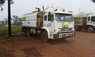 12,000L Body Water Trucks 1