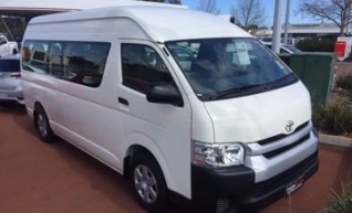 12 or 14 Seater Hiace 3.0 L Turbo Diesel C/Bus Automatic Trans 1