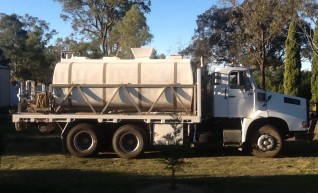 12000LT WATER TRUCK  1