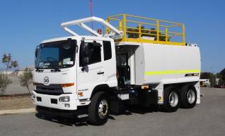 13,000L 6x4 Water Truck with ROPS 1