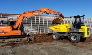 14 tonne Doosan excavator 1