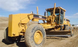 14H CAT Grader 1