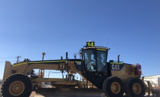 14M grader hire 1