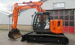 14t Excavator 1