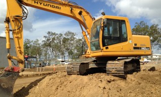 14T Hyundai 140 Excavator 1