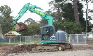 14Tonne Kobelco Excavator 1