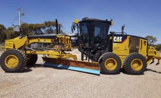 160M Caterpillar Graders 1