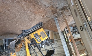 1.7 Tonne Excavator and Trailer 1