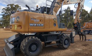 18T Case Wheeled Excavator 1