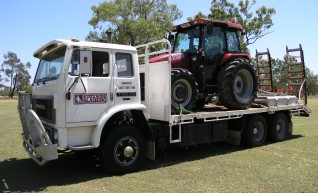 1988 Beaver Tail Truck 1