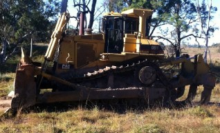 1991 Caterpillar D9N Dozer 1