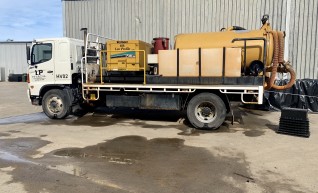2006 Hino Ranger 500 1