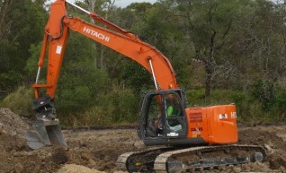 2011-2013 Hitachi ZX225 23t Excavator zero swing 1
