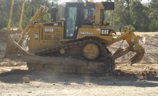 2011 CATERPILLAR D6T DOZER 1