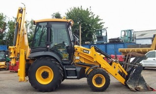 2011 JCB 3CX Backhoe 1