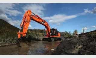 2012 Doosan DX300LC 1