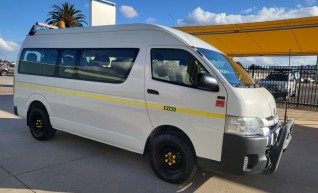 2017 Toyota 4X4 Bus 1