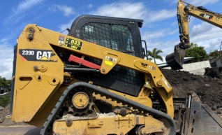 70HP 2020 Cat 239D Posi-track 1