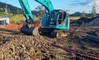 20T Kobelco Excavator SK225 w/GPS 1