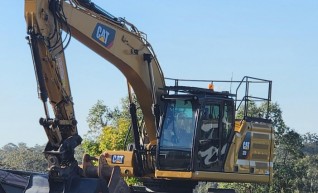 20t Excavator w/gps 1