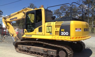 20T Excavator- Komatsu 1