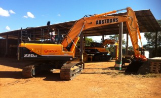 20T Hyundai Excavator 1