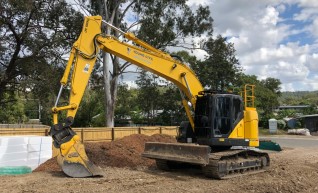 23.5T Sumitomo Excavator 1