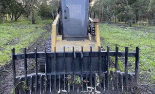 2.4m wide Stick Rake 1