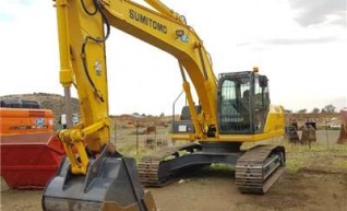 24t Excavator 1