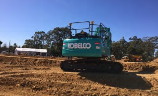 25T Kobelco Excavator 1