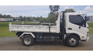 2.5T Tipper (car licence) 1