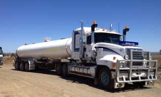 28,000 litre Water Truck 1