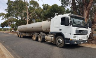 28,000L Semi Water Truck 1