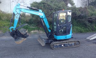 3.8T Airman Excavator  1