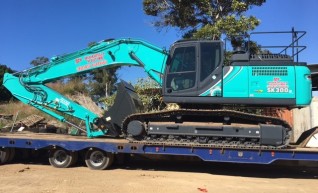 30-32T Excavators w/GPS 1