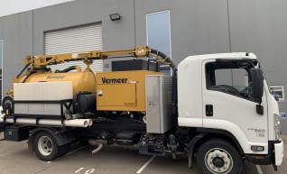 3000L Vermeer Vac Truck with Remote control top boom 1