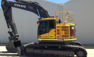 30T 2017 Volvo ECR305CL Excavator - Zero Swing 1