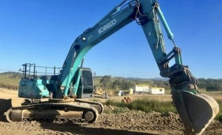 30T Kobelco Trimble GPS 1