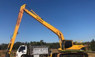 30T LONGREACH EXCAVATOR 1