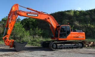 30Ton Doosan DX300LCA Excavator (new) 1