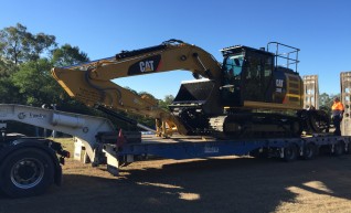 320E Caterpillar Excavator 1