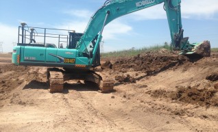 33 ton excavator 1