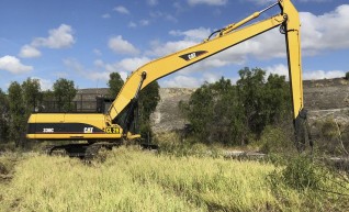 33T Caterpillar 330CL Long Reach Excavator - 18m reach 1