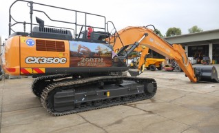 35T Excavator for hire |284 HP 1