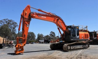 35T Hitachi Excavator 1