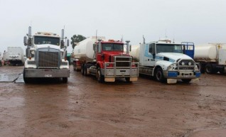 4 x 25,000L Semi Water Trucks 1