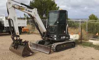 4T Bobcat Excavator 1